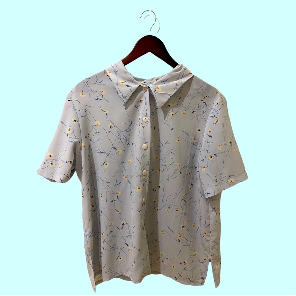 Flower button up